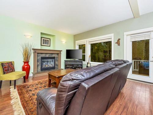 2328 Chilco Rd, View Royal, BC - Indoor Photo Showing Living Room With Fireplace