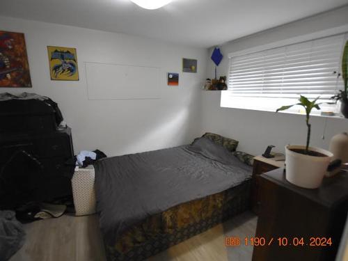 760 Walkem Road, Kamloops, BC - Indoor Photo Showing Bedroom