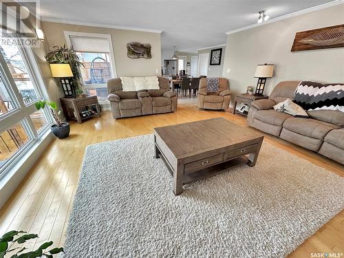 307 B Currie Avenue, Round Lake, SK - Indoor Photo Showing Living Room