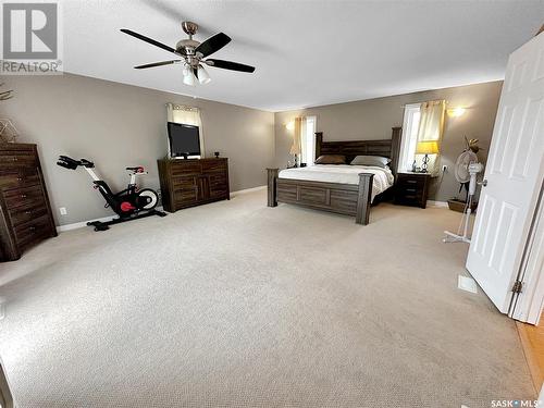 307 B Currie Avenue, Round Lake, SK - Indoor Photo Showing Bedroom