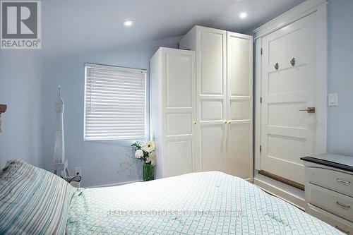 14 Page St, St. Catharines, ON - Indoor Photo Showing Bedroom