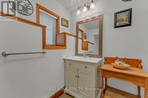 13 Pheasant Lane, South Frontenac, ON - Indoor Photo Showing Bathroom