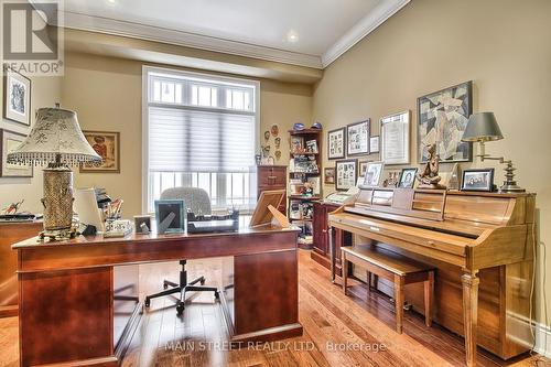 60 Country Club Drive, King, ON - Indoor Photo Showing Office