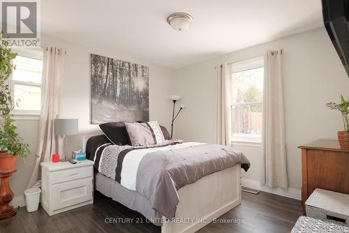 763 Third Ave, Peterborough, ON - Indoor Photo Showing Bedroom