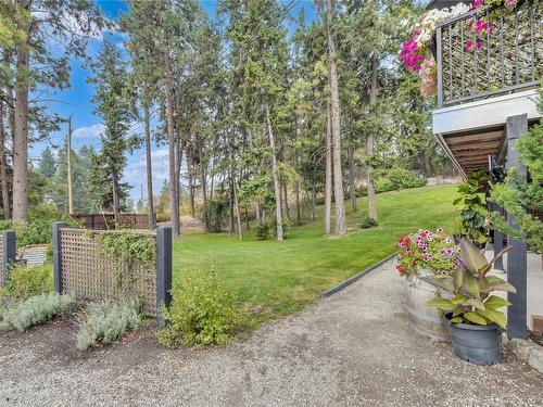 3818 Gellatly Road, West Kelowna, BC - Outdoor