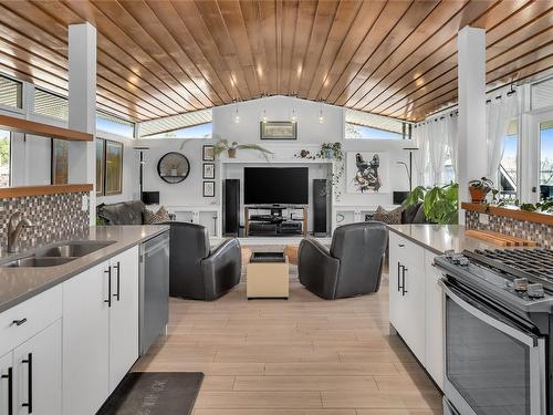 3818 Gellatly Road, West Kelowna, BC - Indoor Photo Showing Kitchen With Double Sink