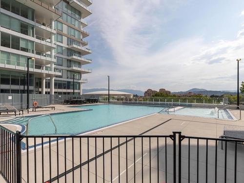 1707-1191 Sunset Drive, Kelowna, BC - Outdoor With In Ground Pool