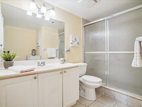 100 Burloak Drive|Unit #2315, Burlington, ON - Indoor Photo Showing Bathroom