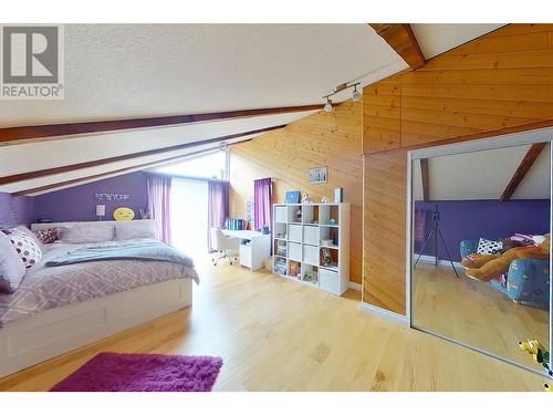 198 Edgar Road, Salmon Arm, BC - Indoor Photo Showing Bedroom