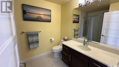 404 2300 Broad Street, Regina, SK - Indoor Photo Showing Bathroom