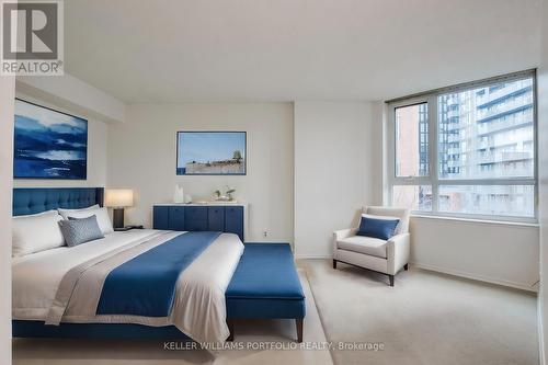 605 - 55 Wellesley Street E, Toronto, ON - Indoor Photo Showing Bedroom