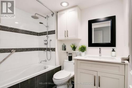 605 - 55 Wellesley Street E, Toronto, ON - Indoor Photo Showing Bathroom