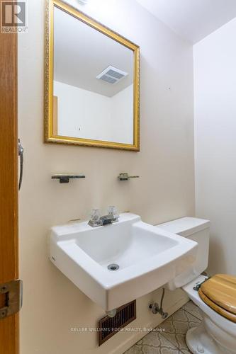 20 Bunker Hill Dr, Hamilton, ON - Indoor Photo Showing Bathroom