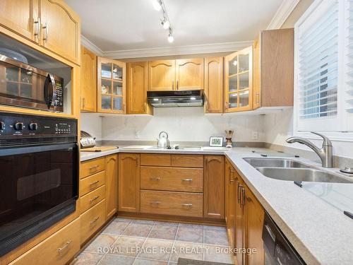 18-1030 Colborne St E, Brantford, ON - Indoor Photo Showing Kitchen With Double Sink