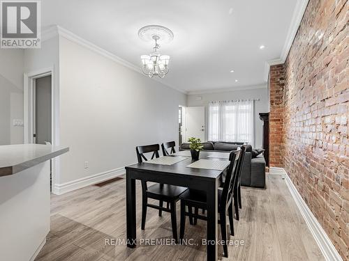 10 St Annes Road, Toronto, ON - Indoor Photo Showing Dining Room