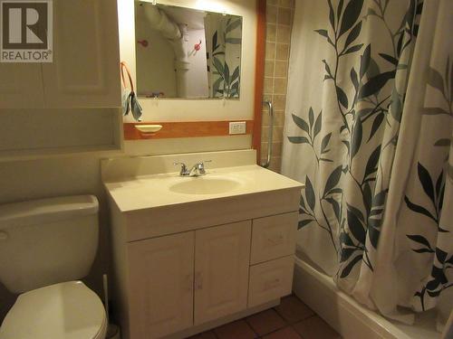 711 Freeman Street, Prince George, BC - Indoor Photo Showing Bathroom