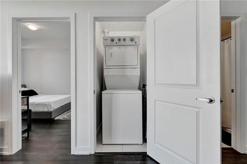 450 Dundas Street W|Unit #404, Waterdown, ON - Indoor Photo Showing Laundry Room