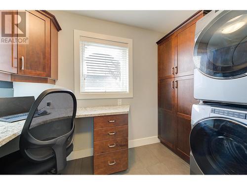 3471 Apple Way Boulevard, West Kelowna, BC - Indoor Photo Showing Laundry Room