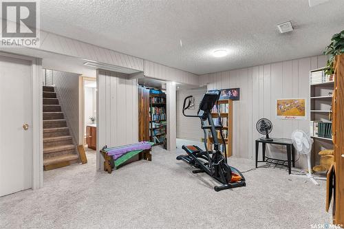 107 7Th Avenue W, Watrous, SK - Indoor Photo Showing Gym Room