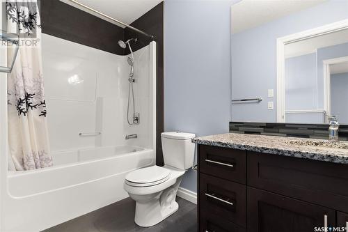 4460 Delhaye Way, Regina, SK - Indoor Photo Showing Bathroom