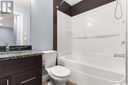4460 Delhaye Way, Regina, SK - Indoor Photo Showing Bathroom