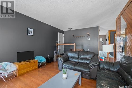 2894 Dunn Drive, Prince Albert, SK - Indoor Photo Showing Living Room