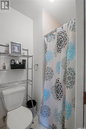 2894 Dunn Drive, Prince Albert, SK - Indoor Photo Showing Bathroom
