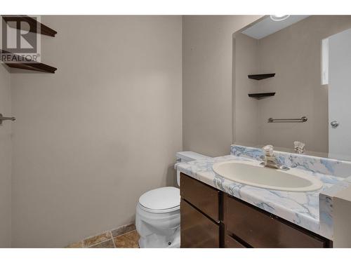 179 111 Tabor Boulevard, Prince George, BC - Indoor Photo Showing Bathroom
