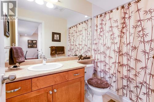3843 Brown Road Unit# 2203, West Kelowna, BC - Indoor Photo Showing Bathroom