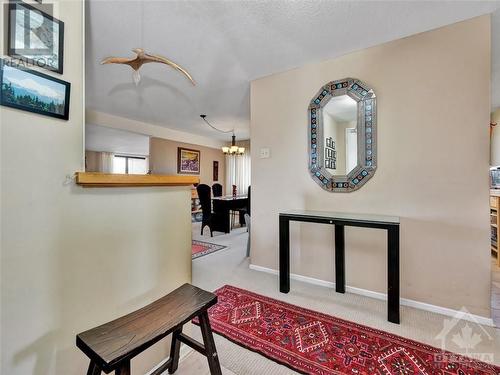 415 Greenview Avenue Unit#307, Ottawa, ON - Indoor Photo Showing Other Room