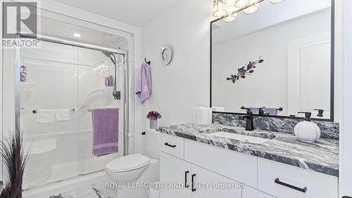17 Edgeview Crescent, Middlesex Centre, ON - Indoor Photo Showing Bathroom