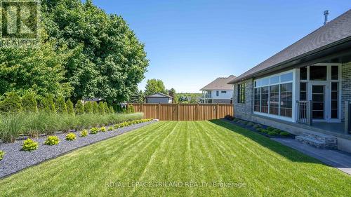 17 Edgeview Crescent, Middlesex Centre, ON - Outdoor