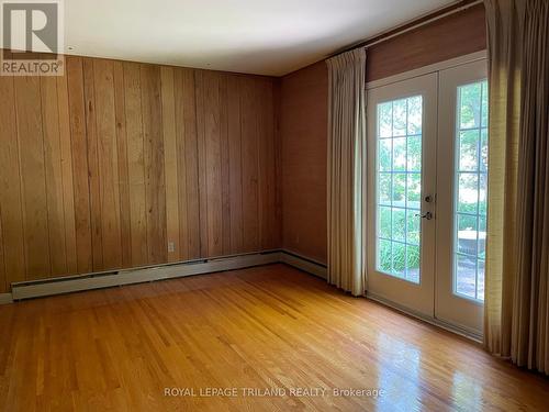 1527 Gloucester Rd, London, ON - Indoor Photo Showing Other Room