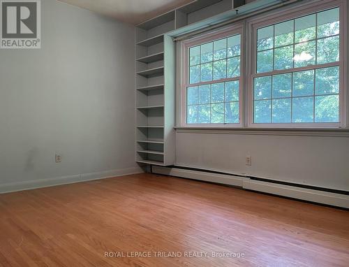 1527 Gloucester Road, London, ON - Indoor Photo Showing Other Room