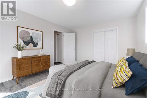 D - 24 Bond Street, Brantford, ON - Indoor Photo Showing Bedroom
