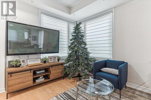 #Th 7 -389 The Westway, Toronto, ON - Indoor Photo Showing Other Room