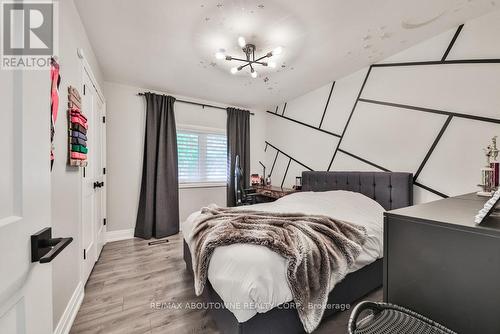2204 Shardawn Mews, Mississauga, ON - Indoor Photo Showing Bedroom
