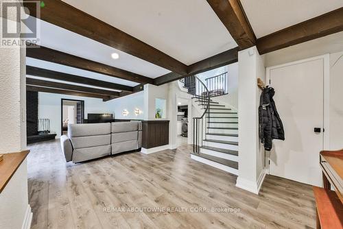 2204 Shardawn Mews, Mississauga, ON - Indoor Photo Showing Other Room