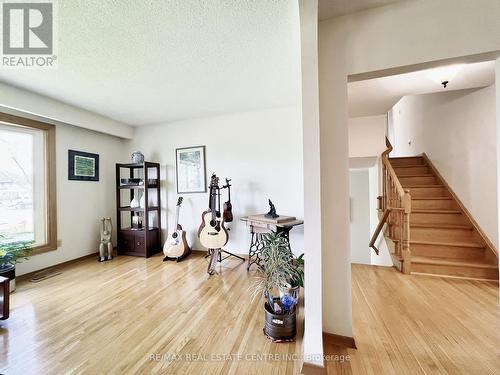58 Ferndale Crescent, Brampton, ON - Indoor Photo Showing Other Room