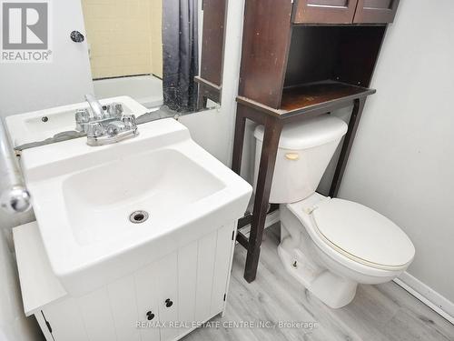 34 Windermere Crt, Brampton, ON - Indoor Photo Showing Bathroom