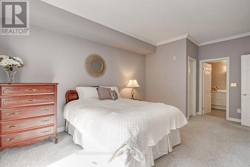 #305 -5188 Lakeshore Rd, Burlington, ON - Indoor Photo Showing Bedroom