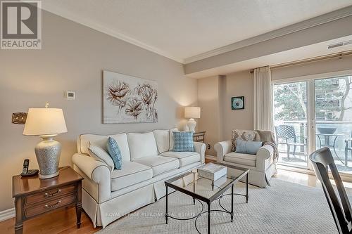 305 - 5188 Lakeshore Road, Burlington, ON - Indoor Photo Showing Living Room