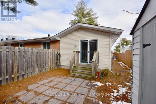 4 Bushey Ave, Essa, ON - Outdoor With Exterior