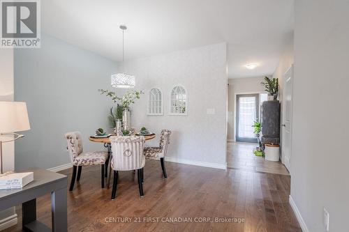 #60 -3320 Meadowgate Blvd, London, ON - Indoor Photo Showing Dining Room
