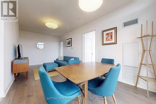 #3802 -825 Church St, Toronto, ON - Indoor Photo Showing Dining Room
