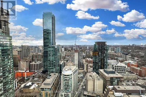 3802 - 825 Church Street, Toronto, ON - Outdoor With View