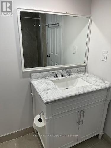 93 Ormond Drive, Oshawa, ON - Indoor Photo Showing Bathroom