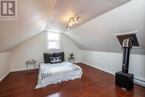 560 3Rd Avenue, Prince George, BC - Indoor Photo Showing Bedroom