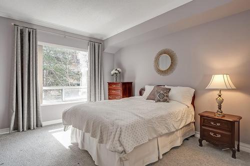 5188 Lakeshore Road|Unit #305, Burlington, ON - Indoor Photo Showing Bedroom