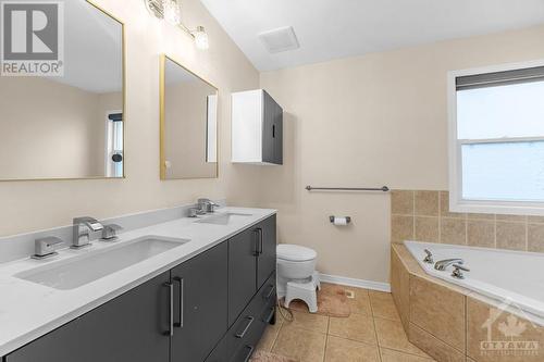 3 Cambior Crescent, Ottawa, ON - Indoor Photo Showing Bathroom